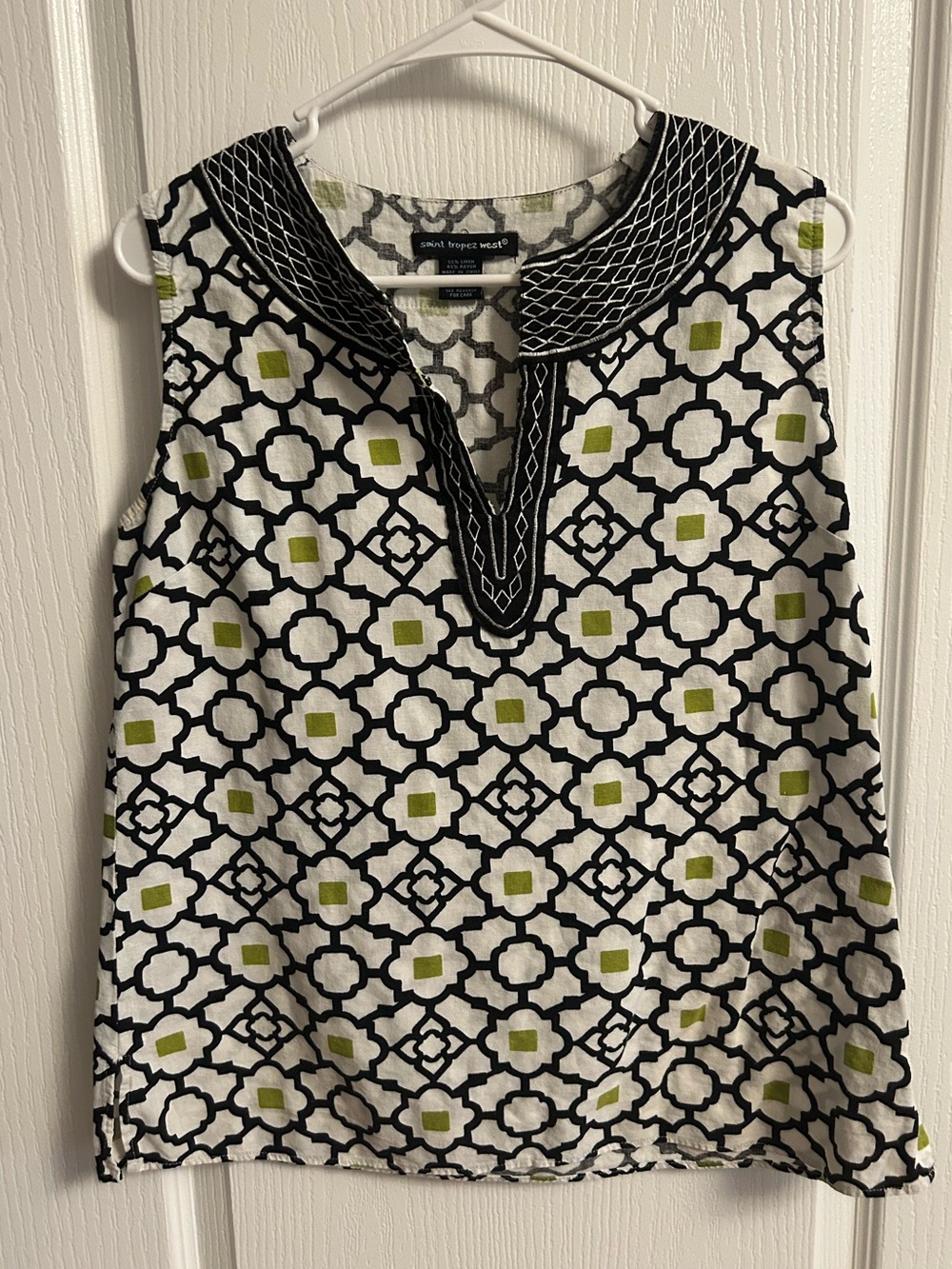 Saint Tropez West Black & White Sleeveless Camisole with Green Accents